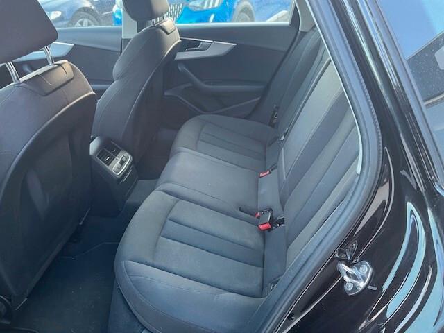 Audi A4 AVANT 2.0 BUSINESS SPORT