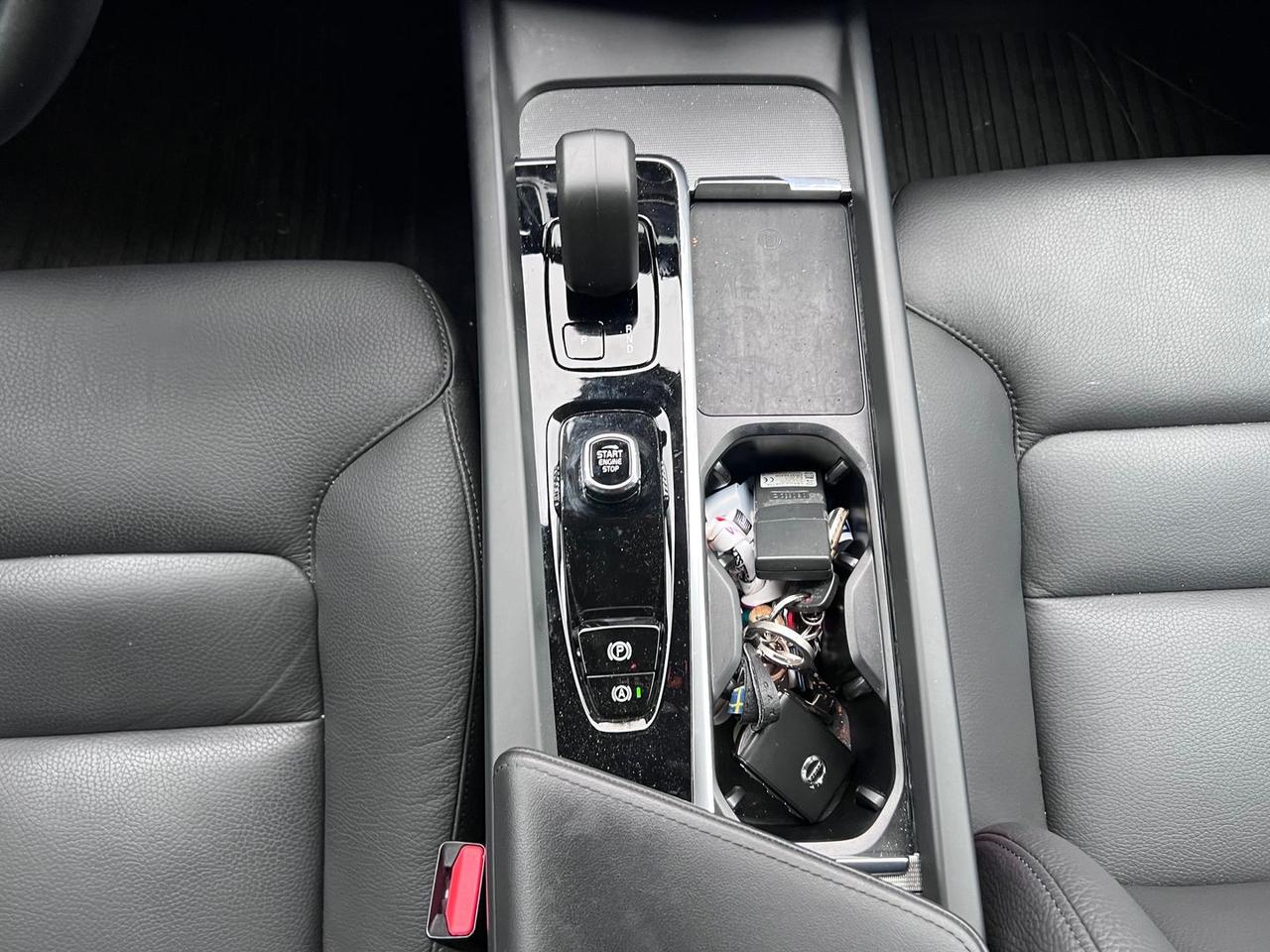 Volvo V60 Core 2.0 B4 MHEV #7114