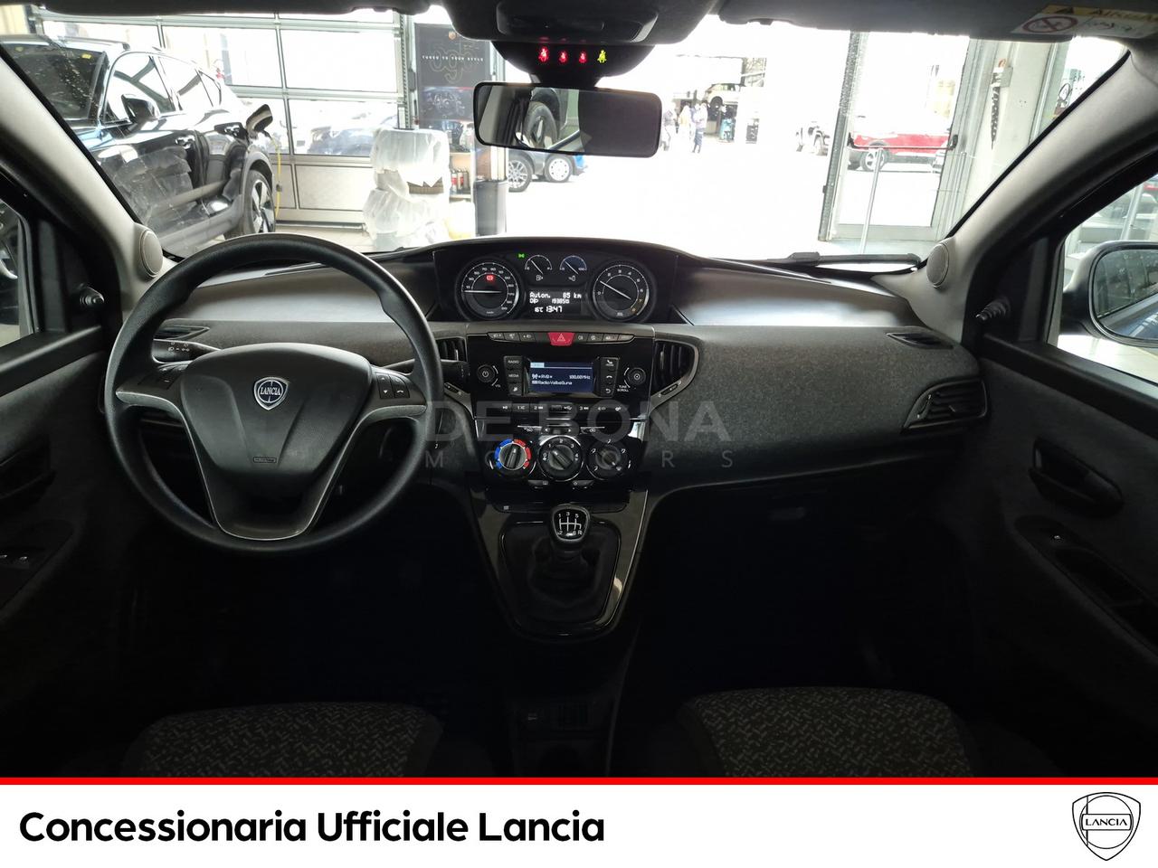 Lancia Ypsilon 1.0 firefly hybrid gold s&s 70cv