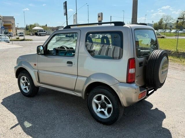 Suzuki Jimny 1.3i 16V 4WD JLX solo 64000km!
