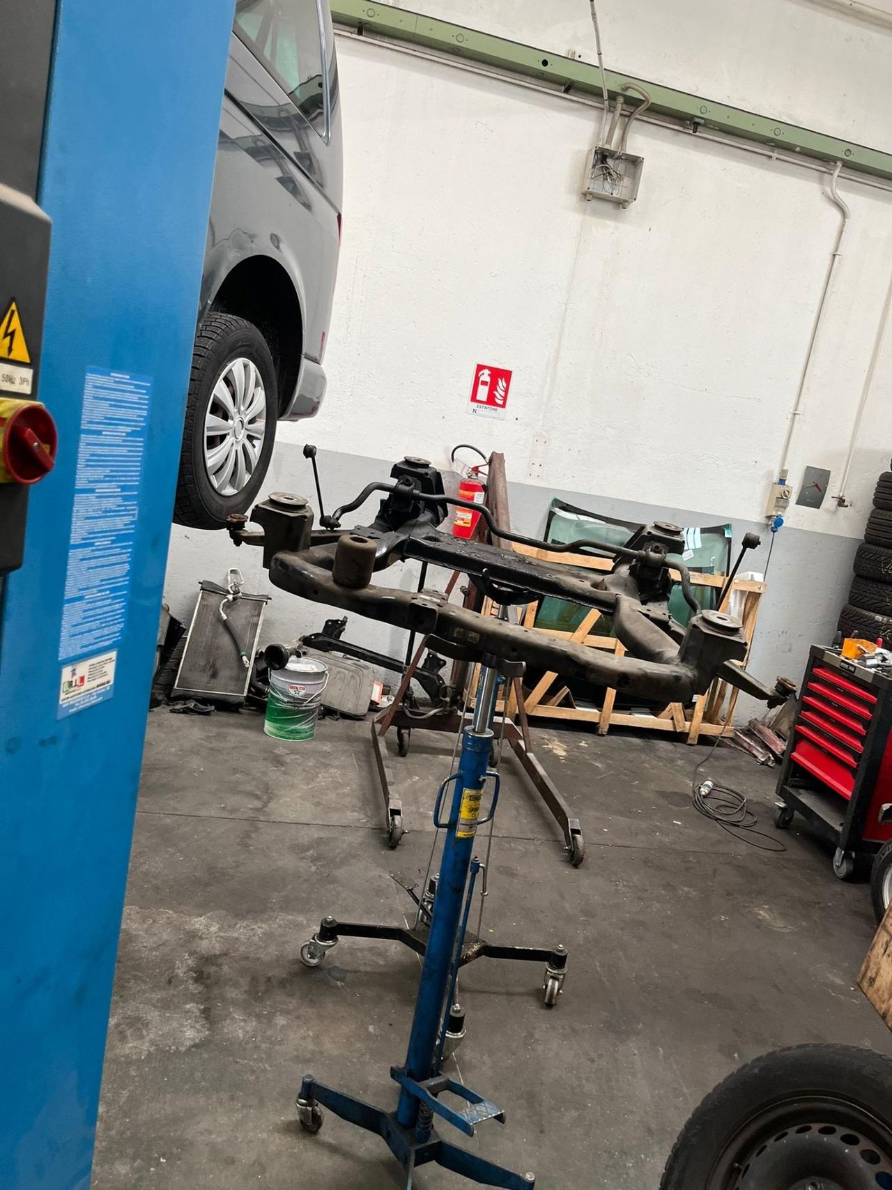 Volkswagen Transporter Caravelle 2.5 TDI/131CV PL Trendline