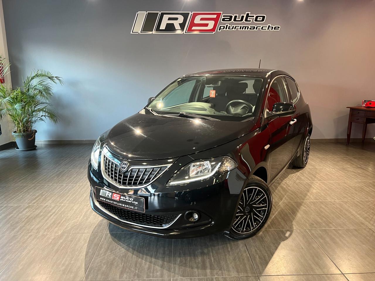 Lancia Ypsilon 1.2 69 CV 5p. GPL Ecochic Gold