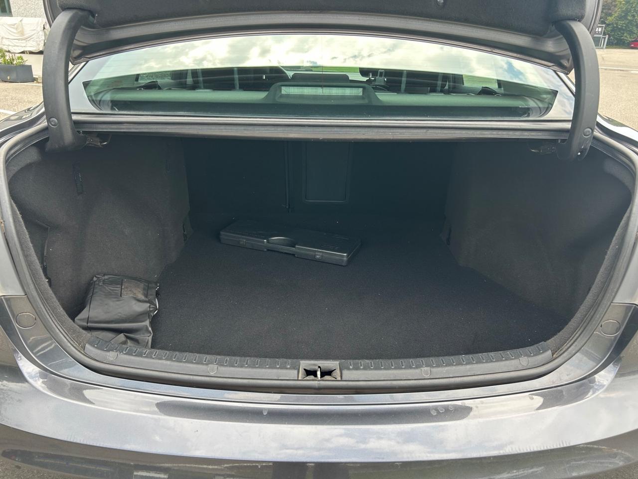 Toyota Avensis 1.8 Executive