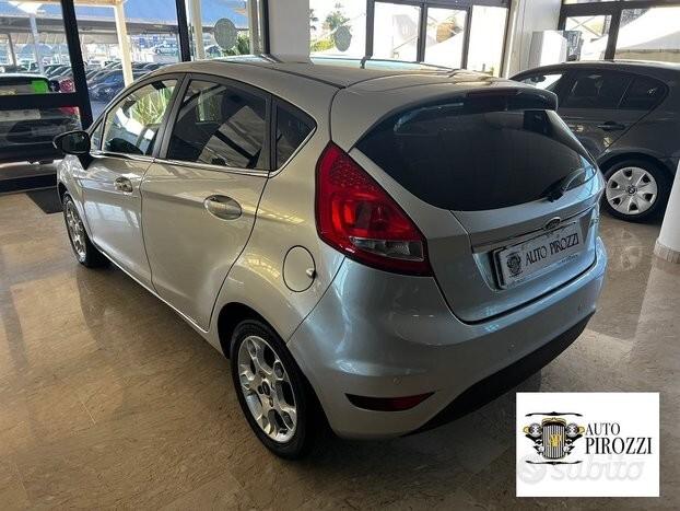 FORD FIESTA 1.4 Tdi TITANIUM del 2013 140000KM