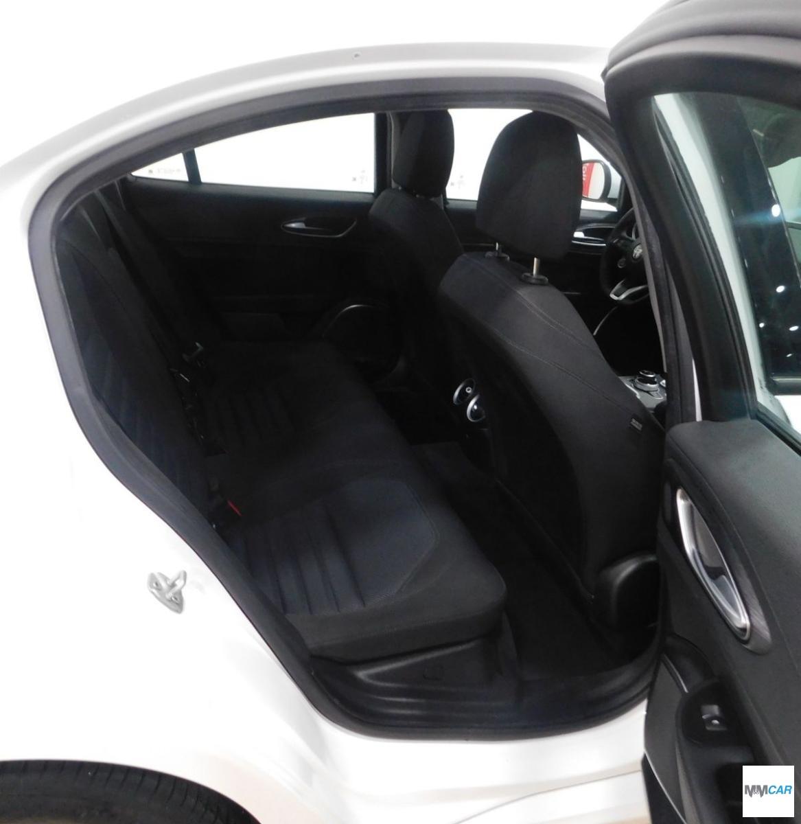 ALFA ROMEO - Giulia - 2.2 Turbodiesel 160 CV AT8 Bus.