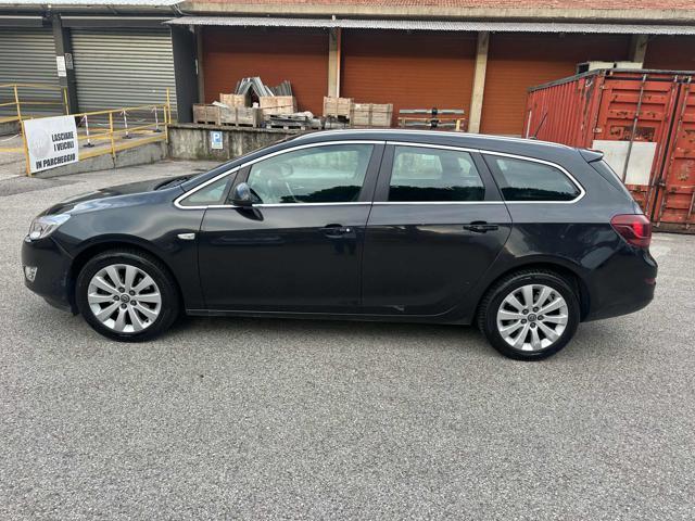 OPEL Astra 1.7 CDTI 125CV Sports Tourer Cosmo Bellissima