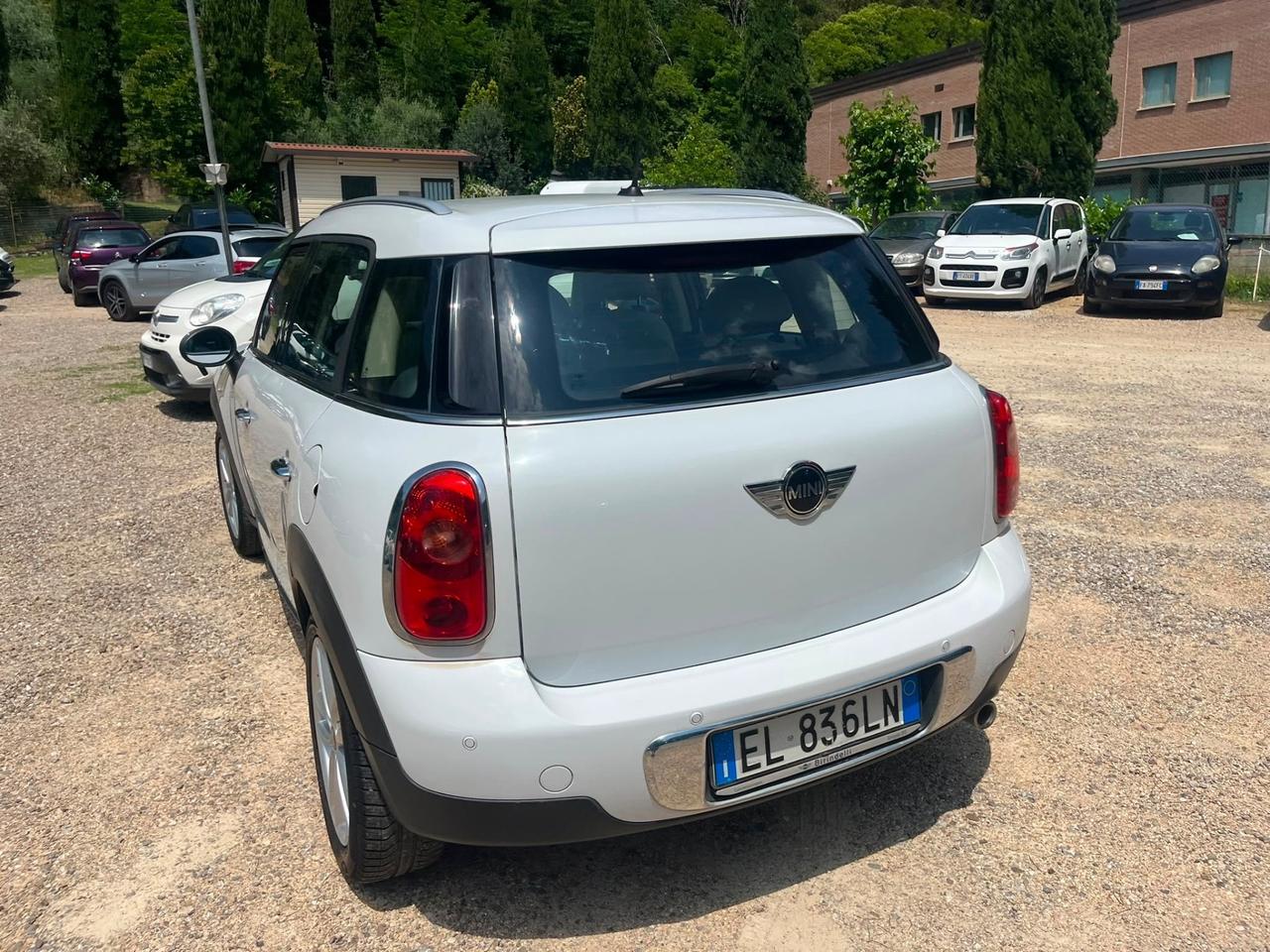 Mini 2.0 16V Cooper D Automatica