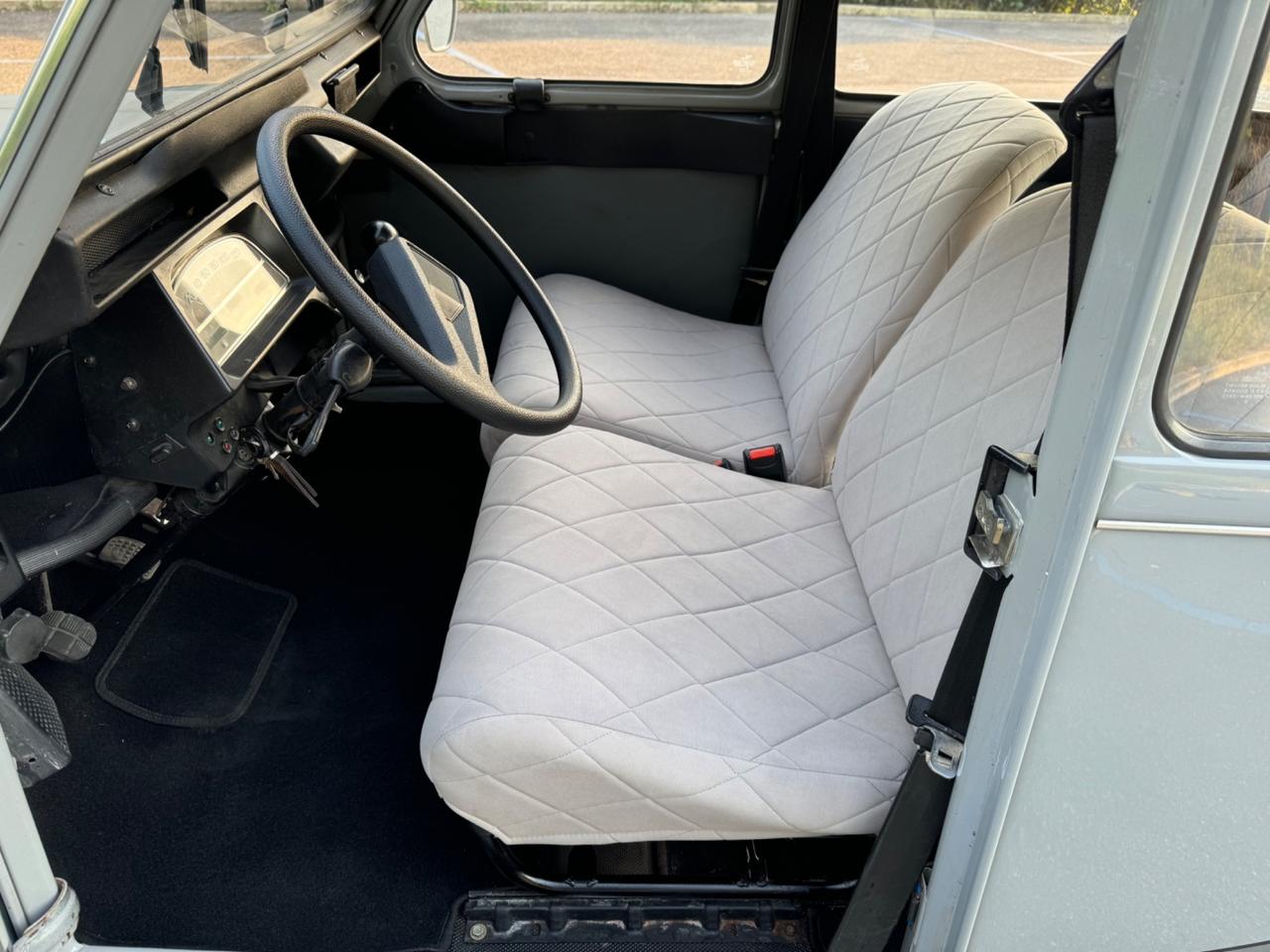 Citroen 2CV 6 Charleston
