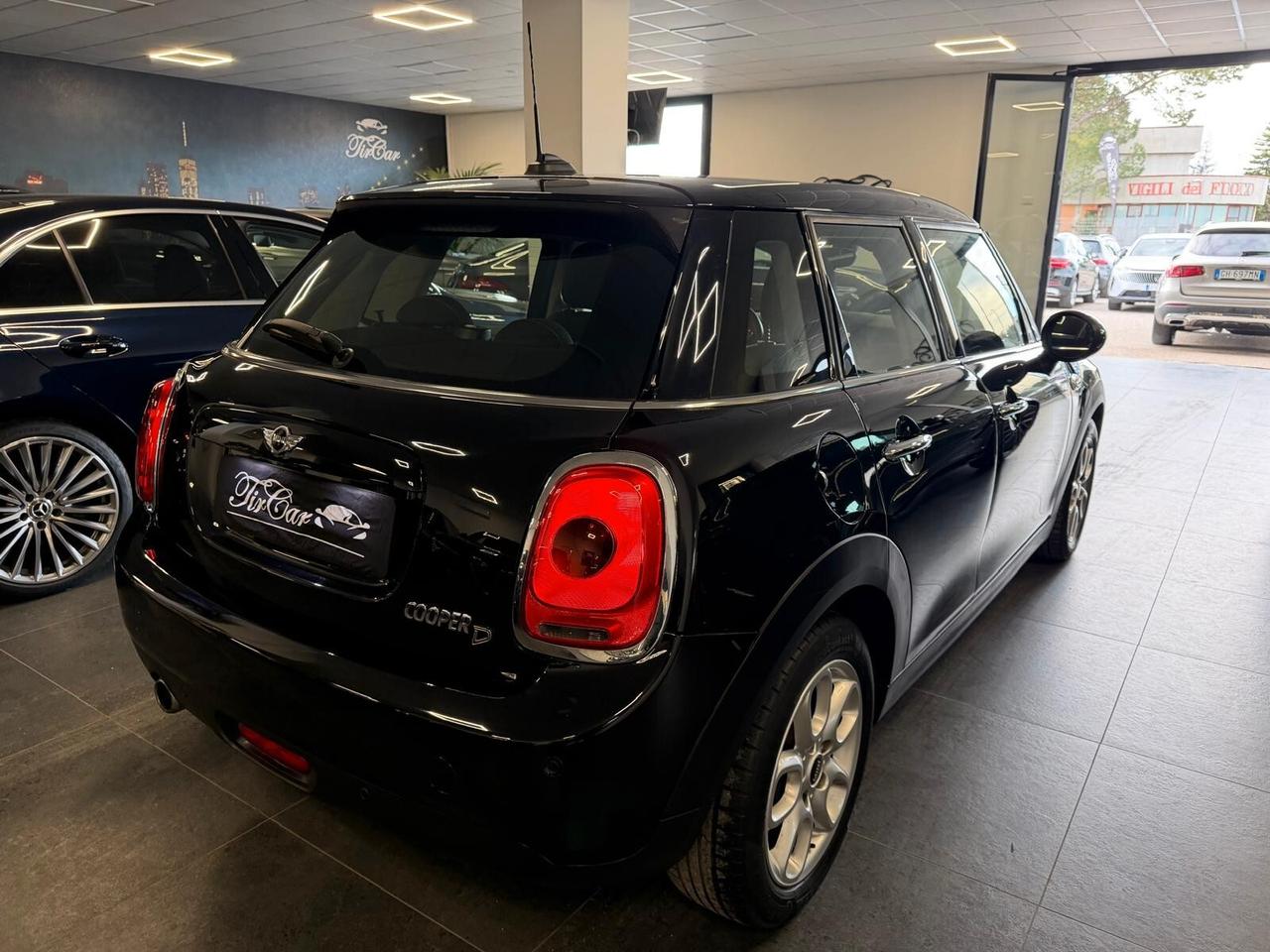 MINI COOPER D 1.5 116CV 85KW NAVI CRUISE OK NEOPATENTATI ANNO 2016