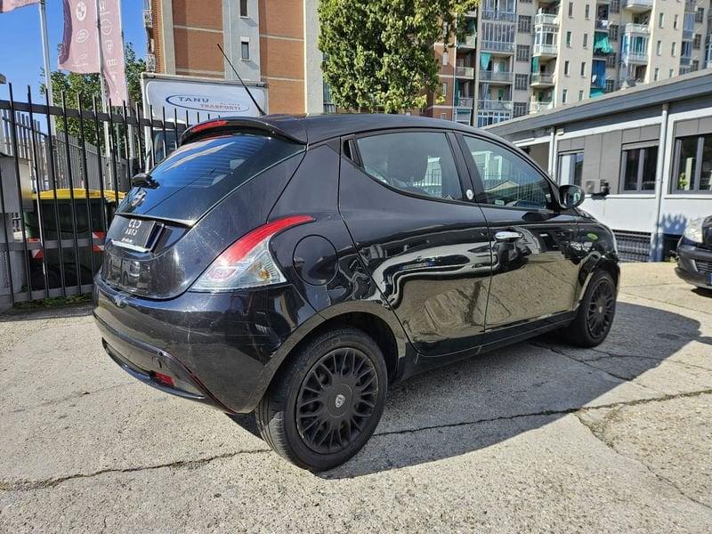 Lancia Ypsilon Ypsilon 1.2 ecochic Gpl 69cv