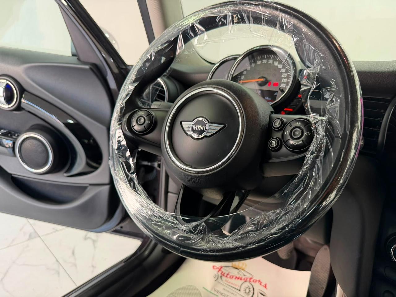Mini 1.5 One D-GARANTITA-2015