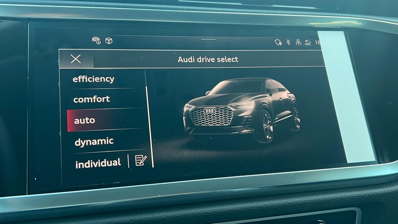 AUDI Q3 SPB 35 TDI S-LINE KM0 2024 TETTO APRIBILE