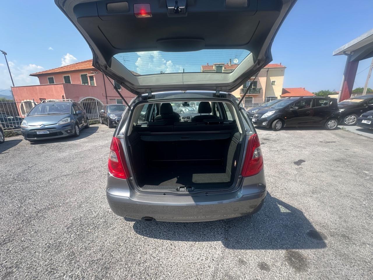 Mercedes-benz A 160 BlueEFFICIENCY