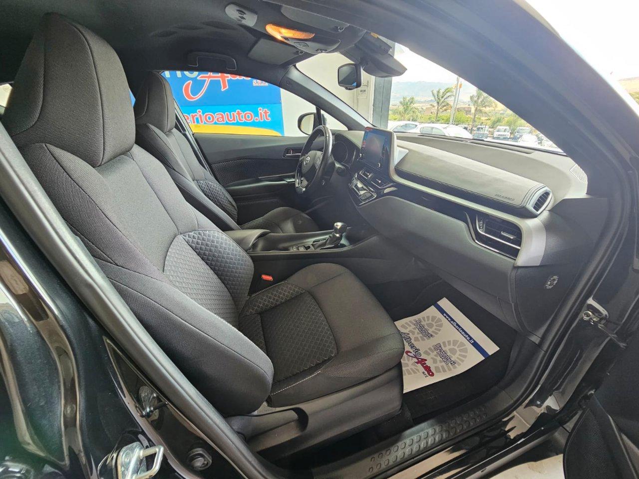 Toyota C-HR 1.8h Active e-cvt
