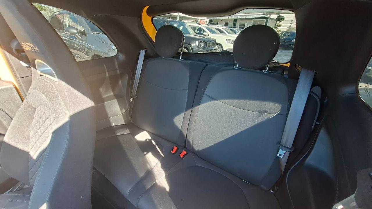 Abarth 595 1.4 Turbo T-Jet 165 CV tetto apribile