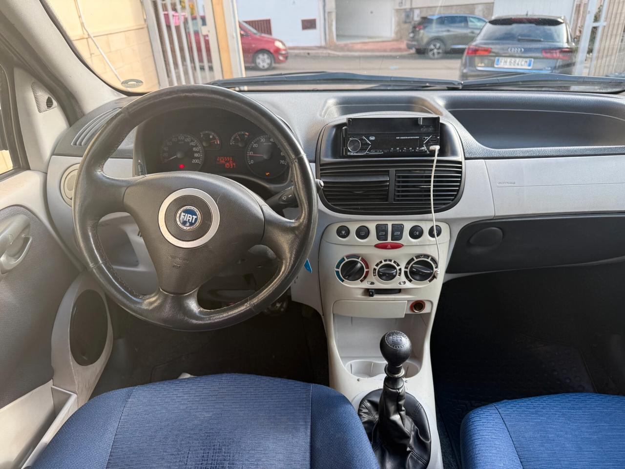 Fiat Punto 1.2i cat 5 porte EL