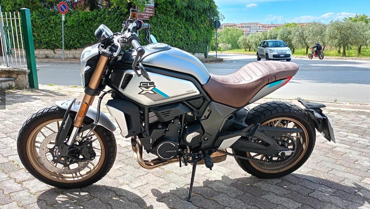 Cf Moto 700CL-X
