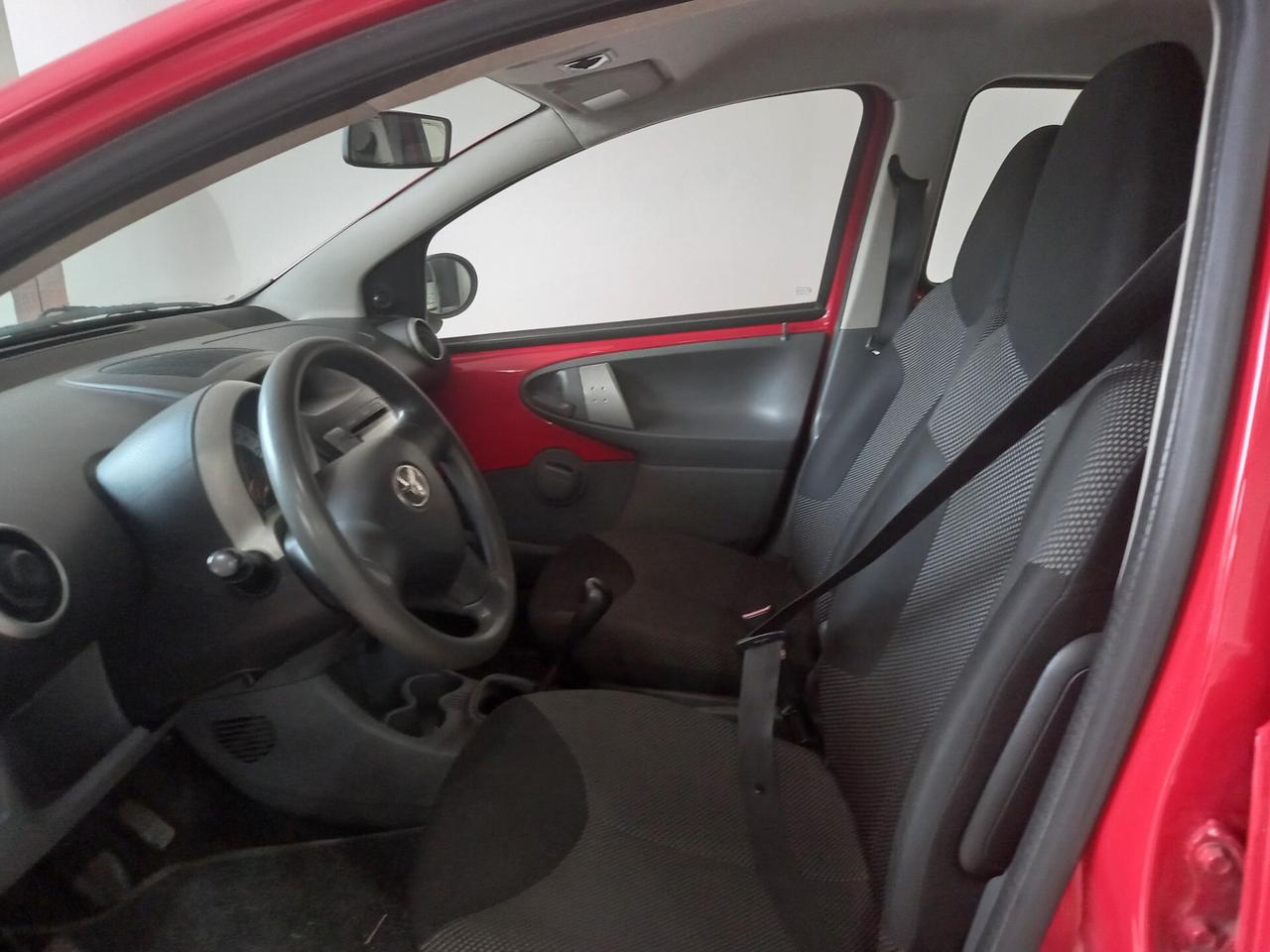 Toyota Aygo 1.0 12V VVT-i 5 porte