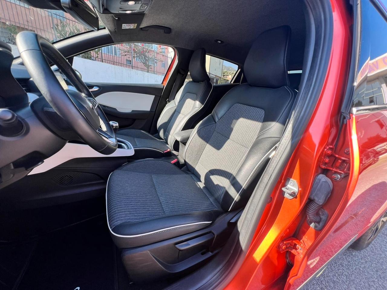 Renault Clio TCe 90 CV 5 porte Techno