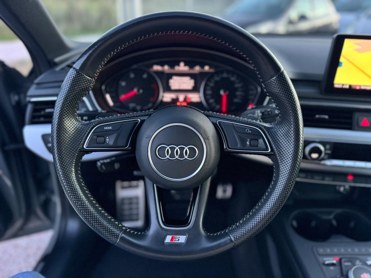 Audi A4 Avant 40 TDI quattro S tronic Line edition