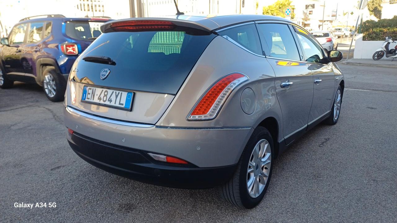 Lancia Delta 1.6 MJT DPF Gold 2012