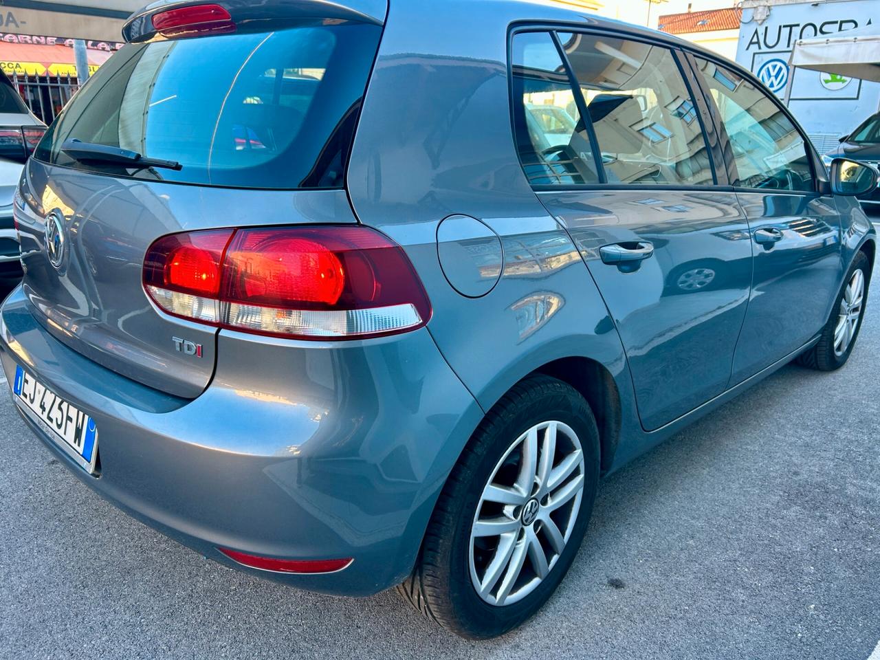 Volkswagen Golf 1.6 TDI DPF 5p. Highline 2011