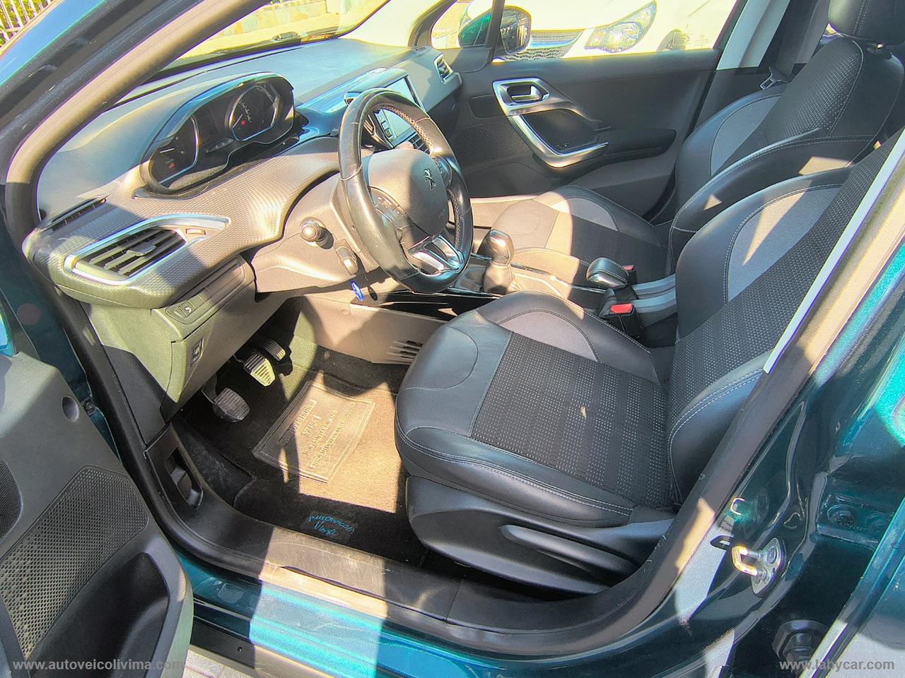 PEUGEOT 2008 BlueHDi 100 Allure
