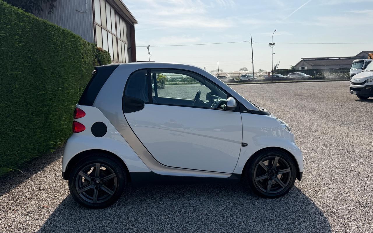 Smart ForTwo 1000 52 kW coupé passion