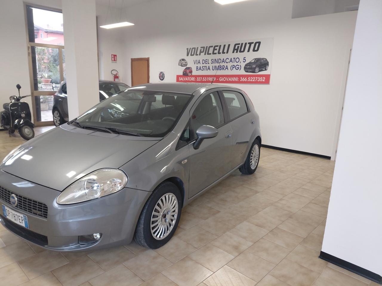 FIAT GRANDE PUNTO ANNO 2008 DS 1.3 ADATTA NEOPATENTATI KM 230 MILA
