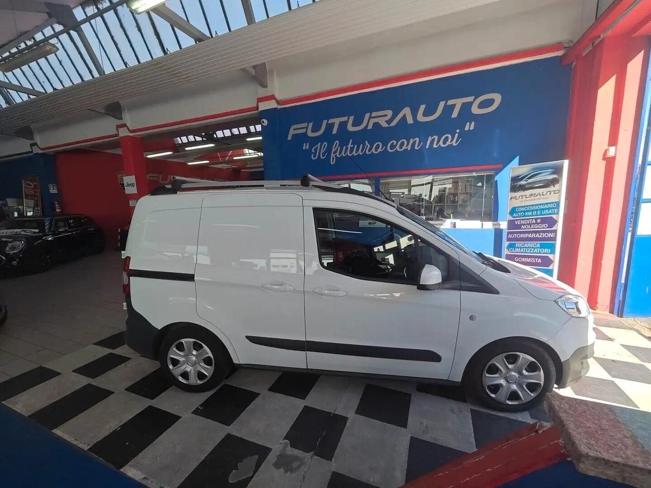 Ford Transit Courier 1.5 TDCi 95CV Van Entry