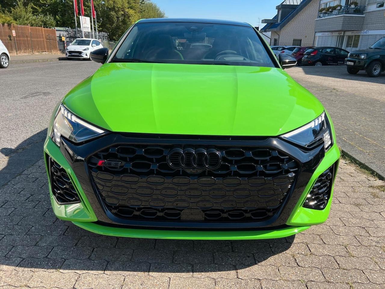 Audi A3 RS 3 SPB TFSI quattro S tronic CERAMIC