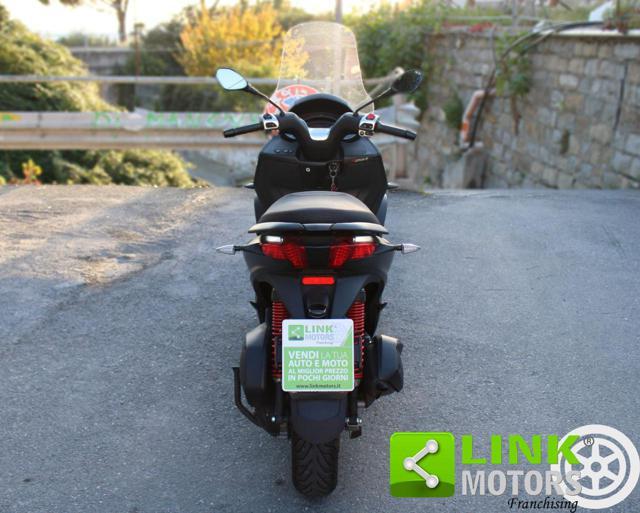 PIAGGIO MP3 300 HPE ABS UNICO PROPRIETARIO!