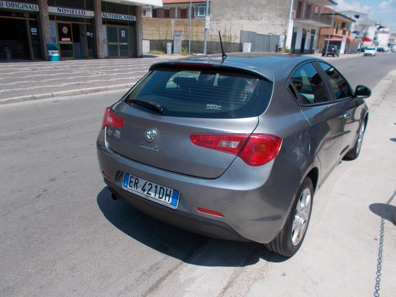 Alfa Romeo Giulietta 1.6 JTDm-2 105 CV Distinctive