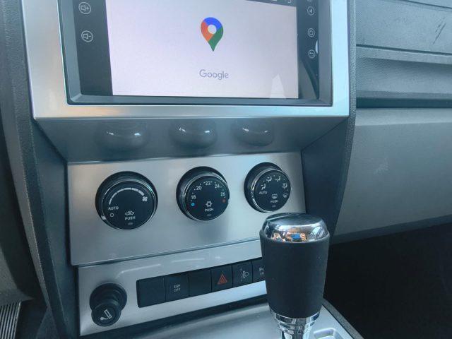 DODGE Nitro 2.8 CRD DPF SXT 4WD Auto