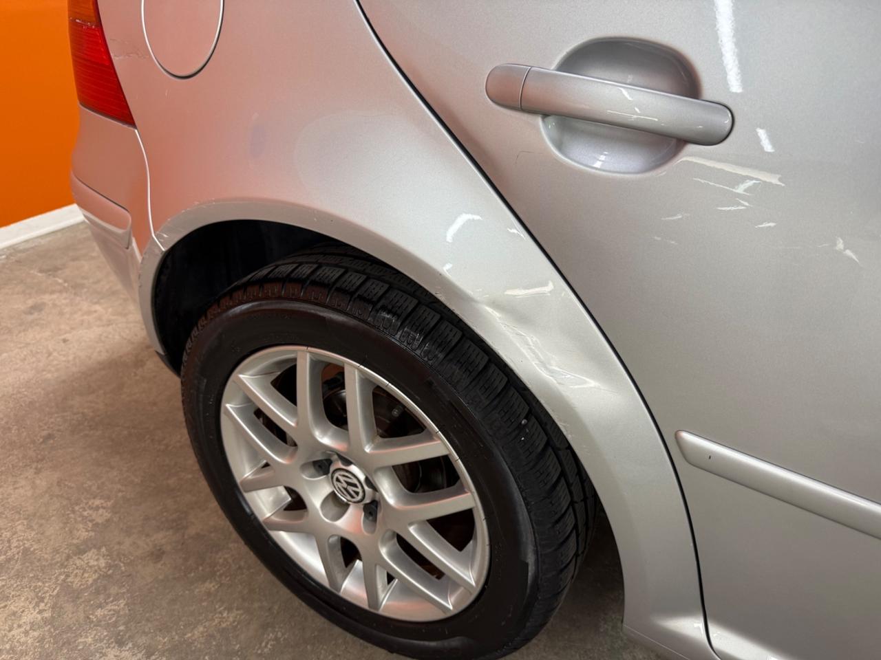 Volkswagen Golf 1.6 16V cat 5 porte Comfortline