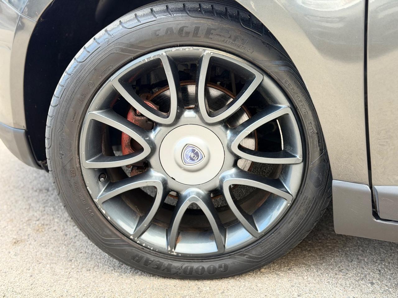 Lancia Delta 1.6 MJT DPF Platino + TETTO