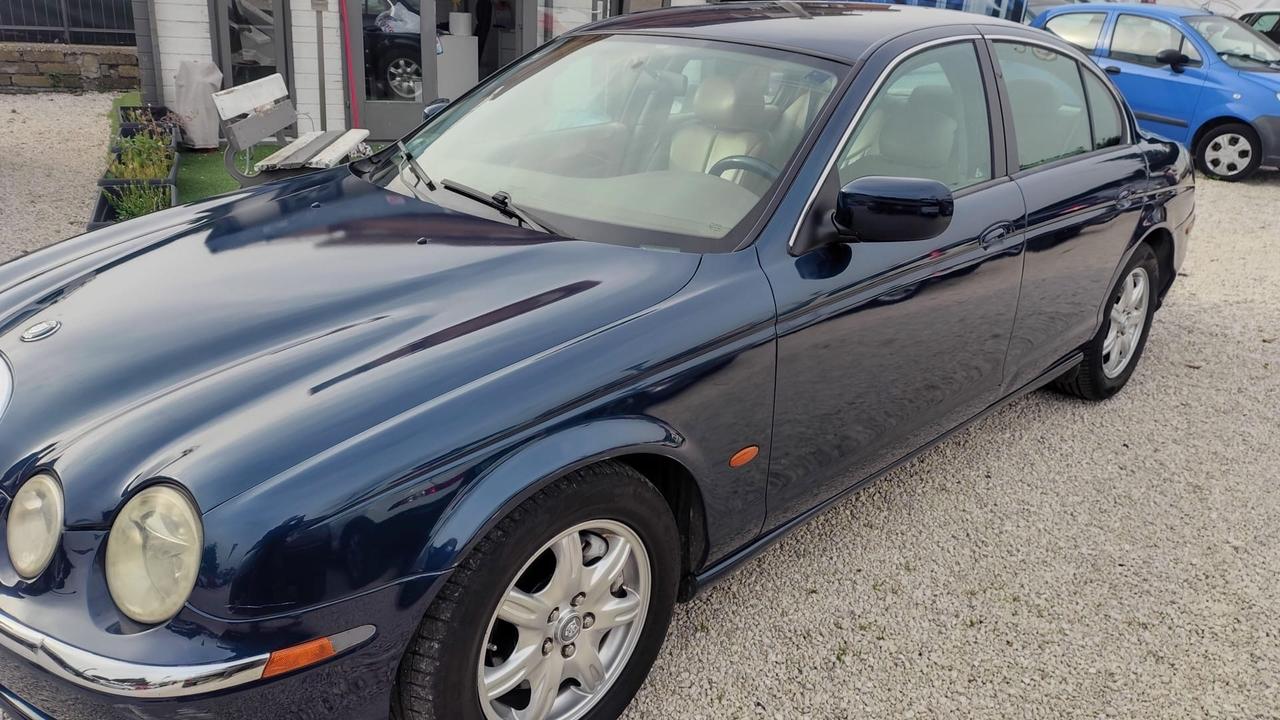 Jaguar S-Type