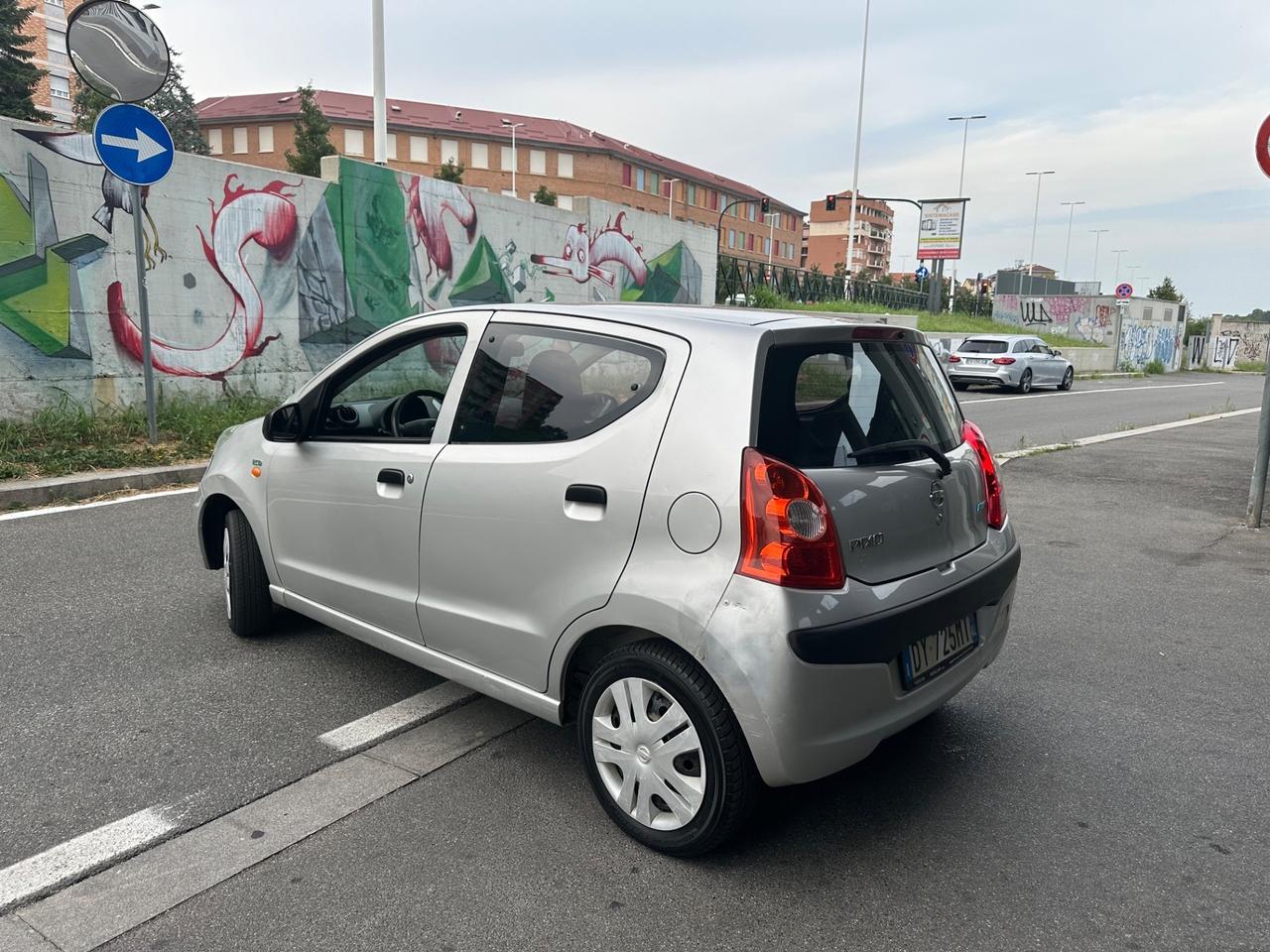 Nissan Pixo 1.0 5 porte GPL fino al 2030