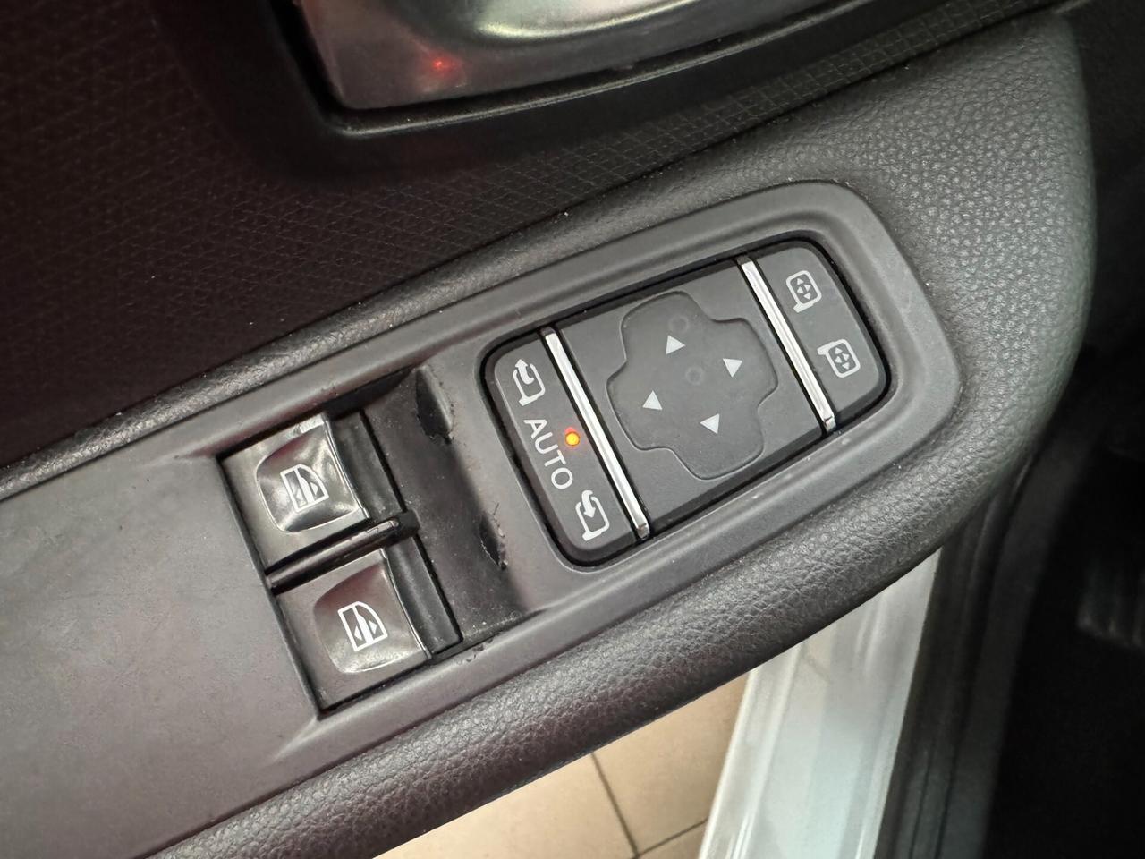 Renault Clio TCe 12V 90CV Start&Stop 5 porte Energy Zen