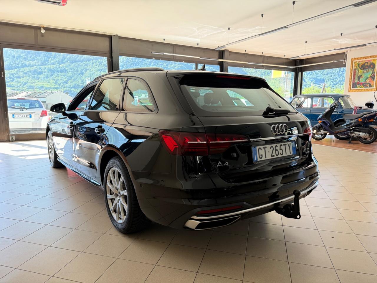 AUDI A4 Avant 40 2.0 tdi mhev quattro 204cv Gancio Traino * IVA ESPOSTA*