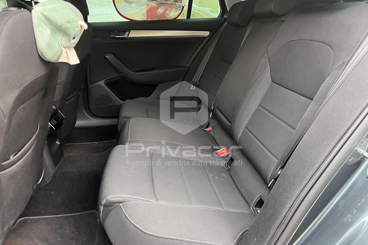 SKODA Superb 1.6 TDI DSG Wagon Executive