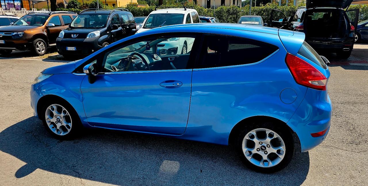 Ford Fiesta 1.4 TDCi 70CV 3 porte Titanium