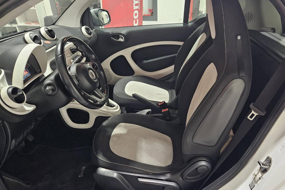 Smart Fortwo 1.0 Youngster 71cv twinamic