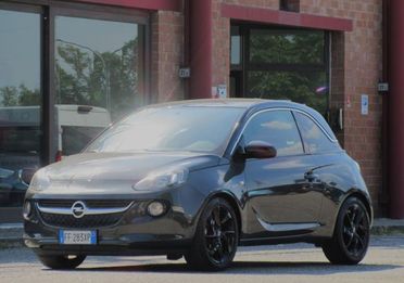 OPEL Adam 1.2 70 CV Slam