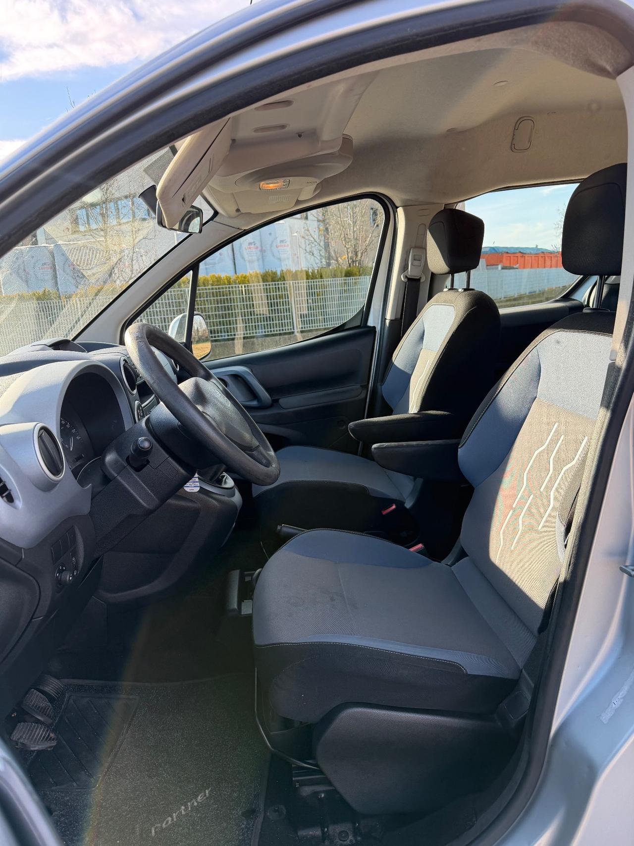 Peugeot Partner Tepee 1.6 HDi 92CV Active 4X4