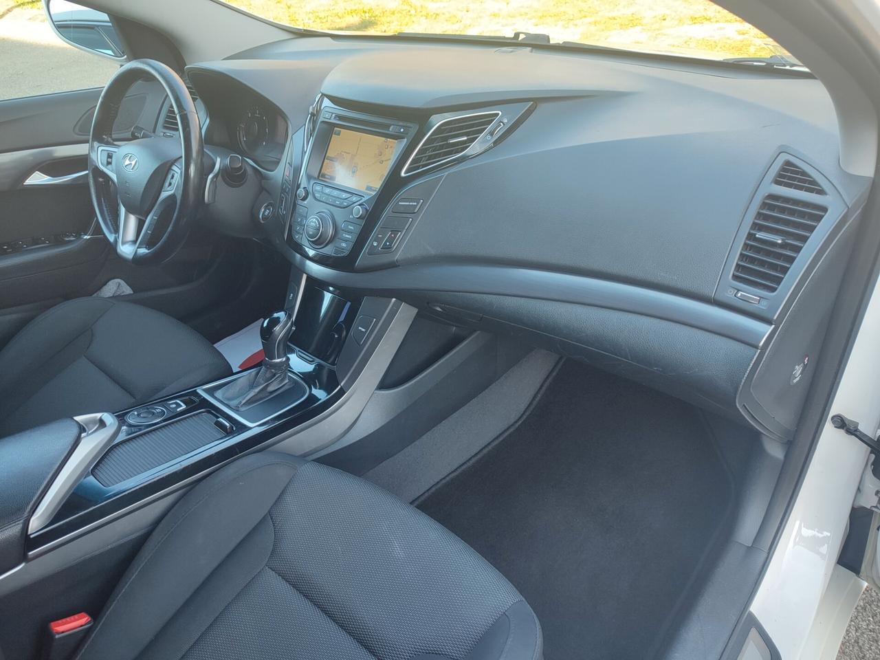 HYUNDAI i40 DEL 2013 1.7DIESEL AUTOMATICA FULL OPTIONAL