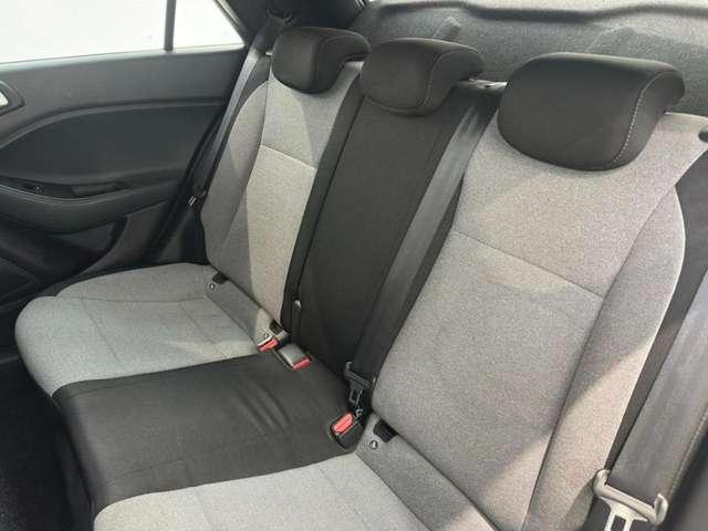 Hyundai i20 1.1 CRDi 12V 5 porte NEOPATENTATI