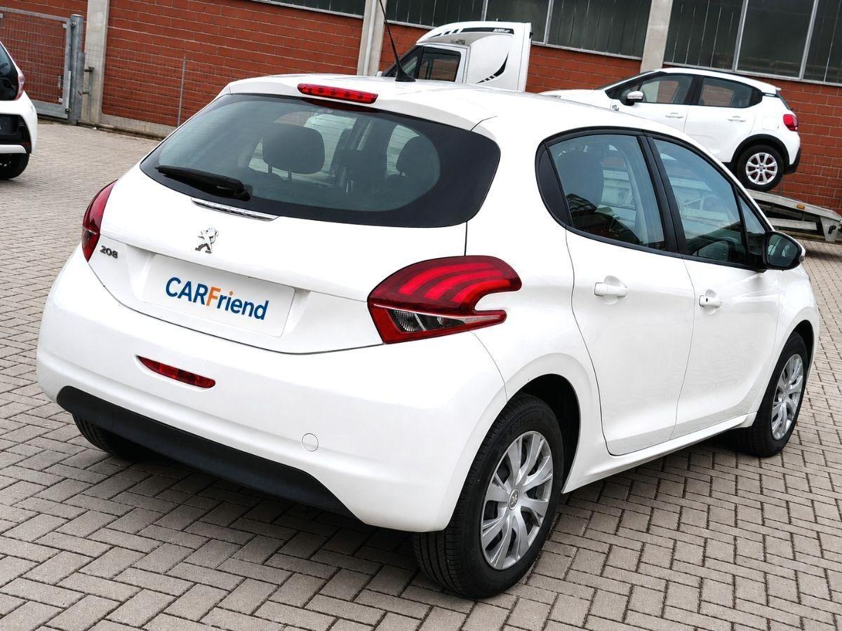 Peugeot 208 PureTech 82 5 porte Allure