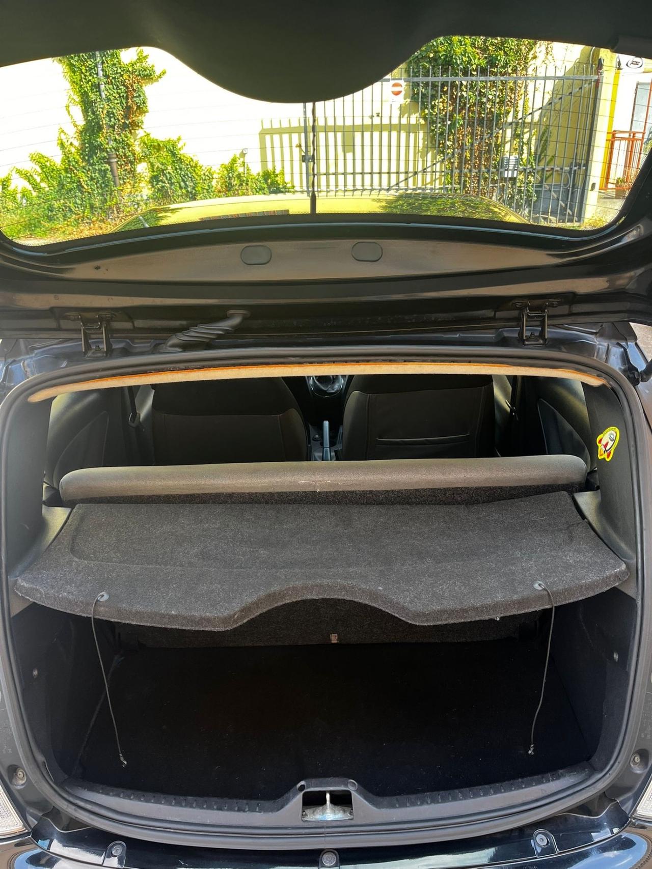 Lancia Ypsilon 1.2 Modamilano