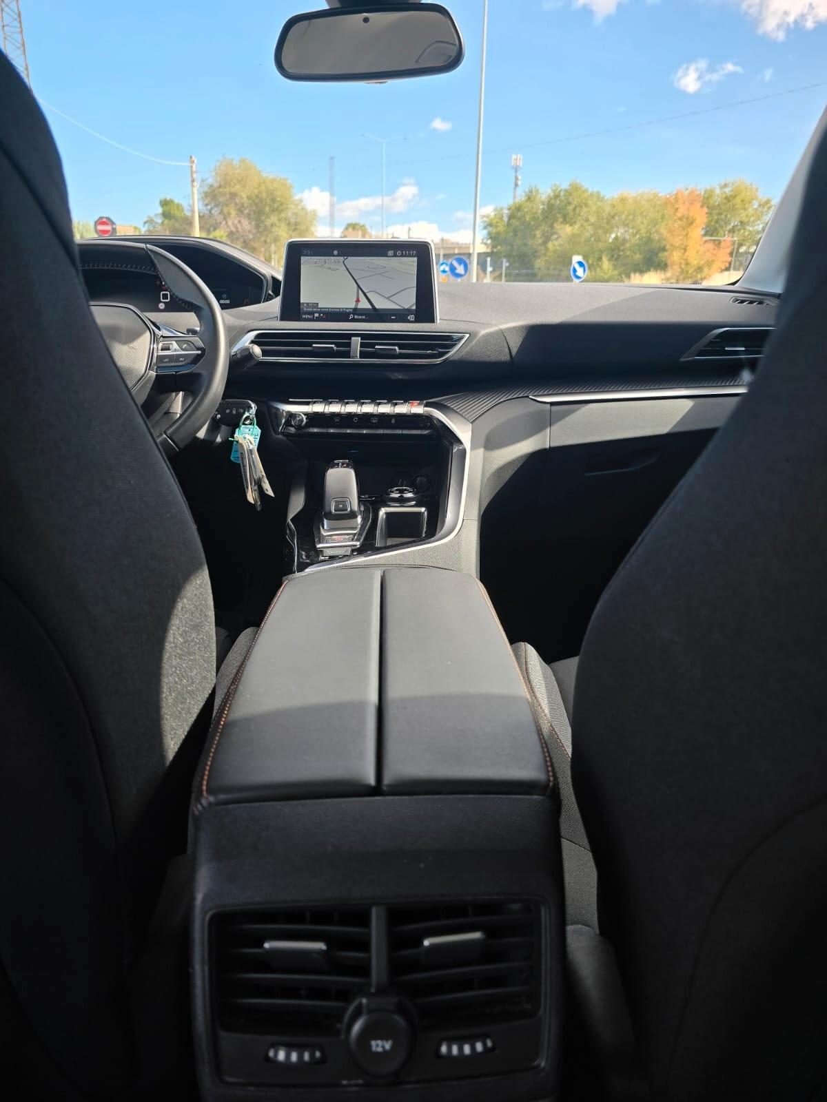 Peugeot 3008 BlueHDi 130 S&S Allure